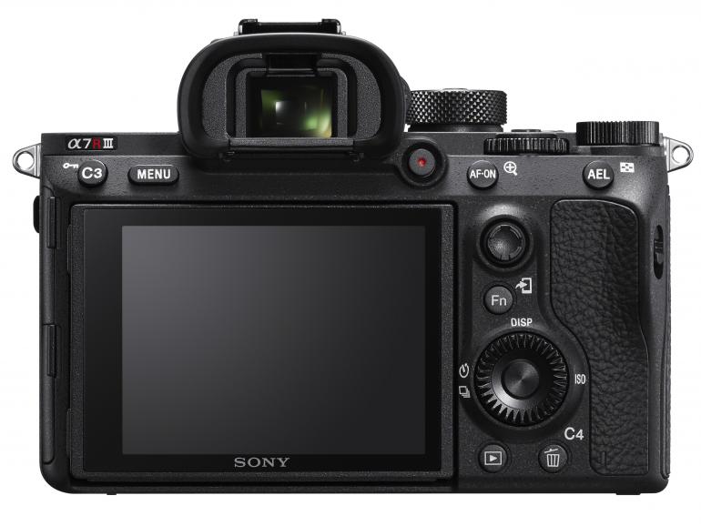 Sony Alpha 7R III mit schnellem und präzisem Autofokus