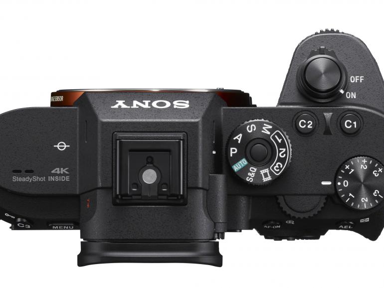 Sony Alpha 7R III mit schnellem und präzisem Autofokus