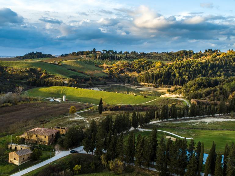 Die atemberaubende Kulisse des Resorts Castelfalfi eignete sich perfekt für Aufnahmen aus der Luft. 