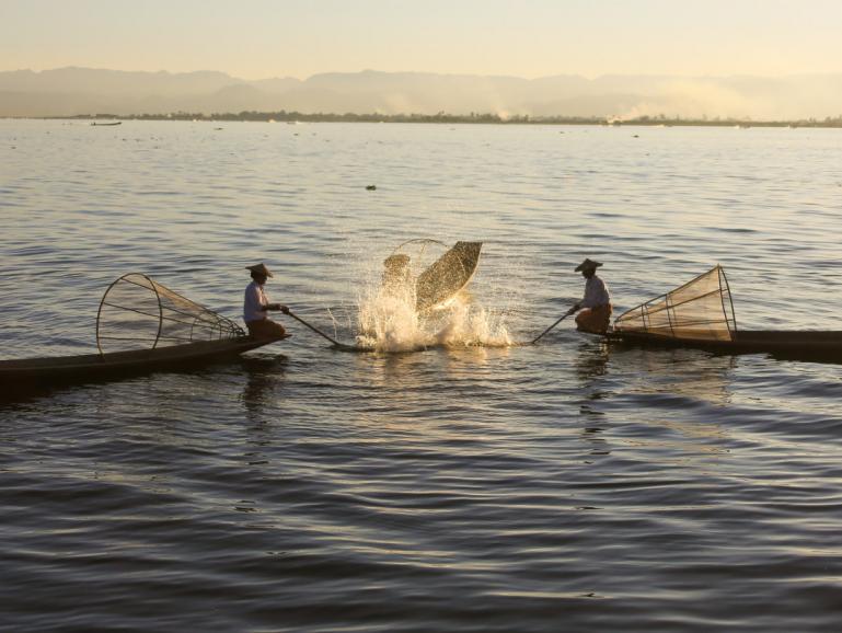 Platz 1 in der Kategorie Story, Amateur: &quot;Inle River fishing show&quot;