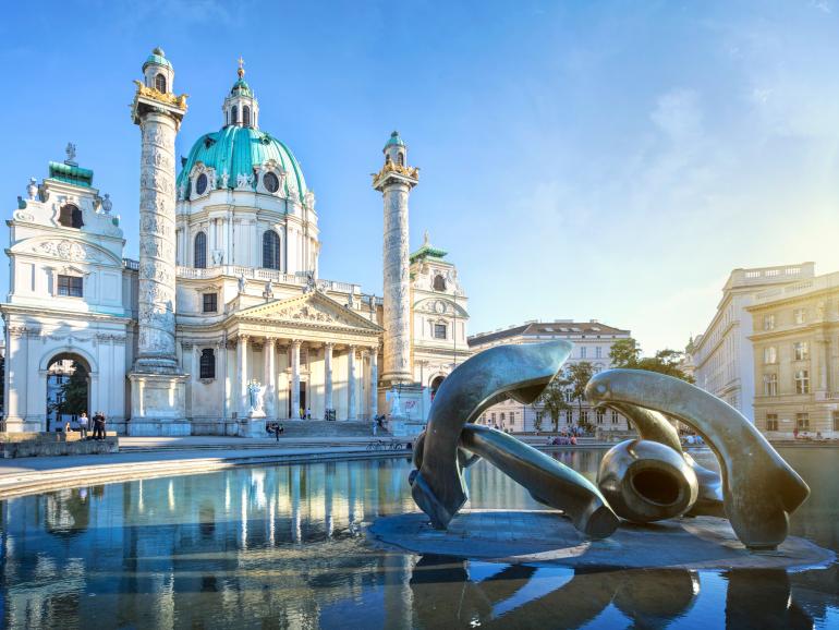 Karlskirche in Wien - Spätbarockes Meisterwerk