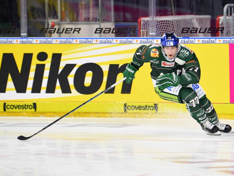 Nikon kooperiert als Fotopartner mit der Deutschen Eishockey Liga