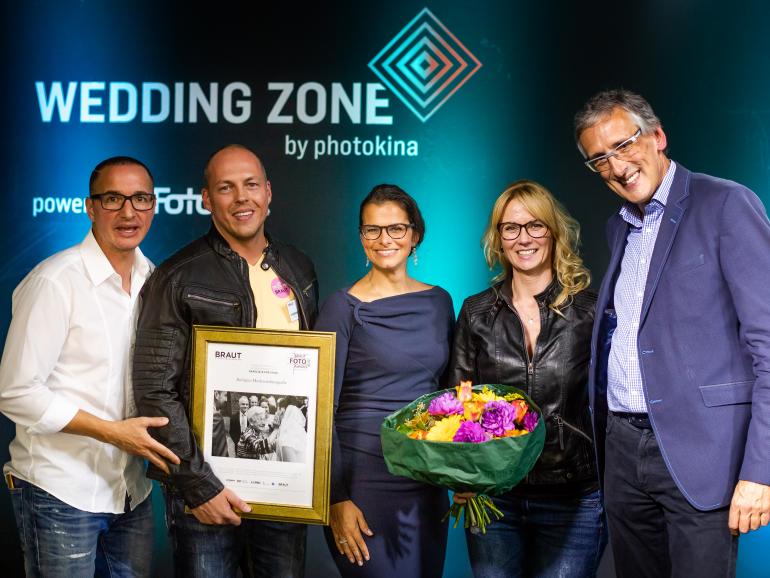 Die offizielle Preisverleigung fand in der &quot;Wedding Zone&quot; der photokina statt.