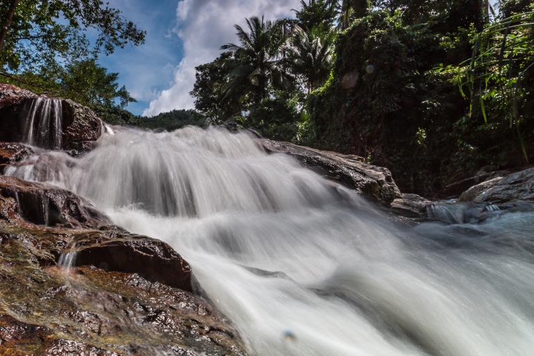 Technische Daten: Canon EOS 5D | Brennweite: 24 mm | ISO 100 | 1/4 sec | F/22