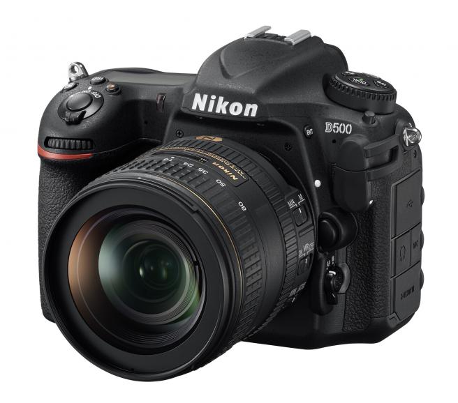 Nikon D500; Preis: um 1.800 €