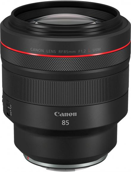 RF 85mm F1.2L USM. Festbrennweite im mittleren Telebereich. Mit Offenblende f/1,2 sehr lichtstark. Geeignet etwa
für professionelle Porträtaufnahmen. 