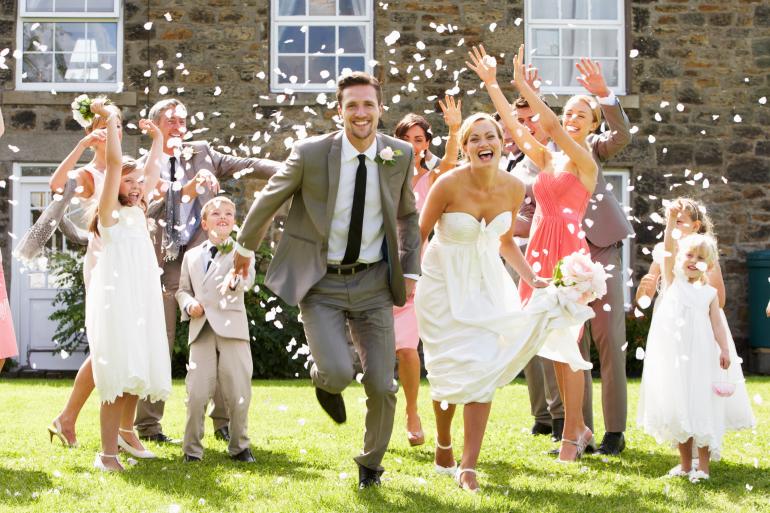 Hochzeitsfotografie: So setzen Sie einzigartige Momente perfekt ins Bild! 