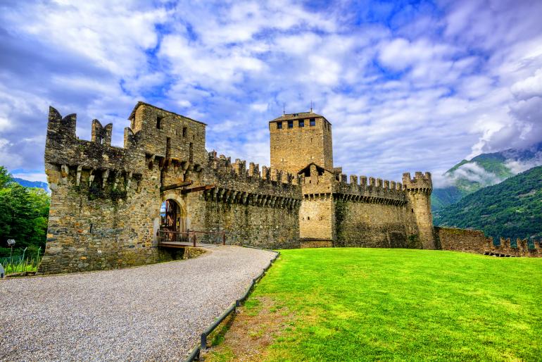 Burg Montebello - Spätmittelalterliche Burganlage