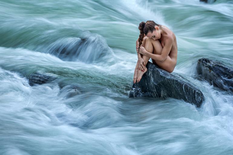 Aktfotografie trifft Landschaft: 10 reizende Aufnahmen von Harald Kröher [Teil 2]