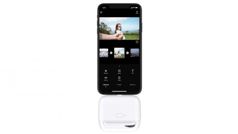 Bilder und Videos aus dem 8 Gigabyte fassenden Gerätespeicher der Kamera übertragen Sie per Bluetooth-Verbindung oder über das ans iPhone gestöpselte Lade-Case.