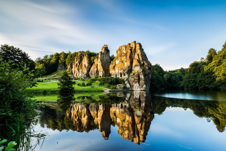 Externsteine im Teutoburger Wald | Canon EOS 6D | 16mm | 167 s | F/9 | ISO 50