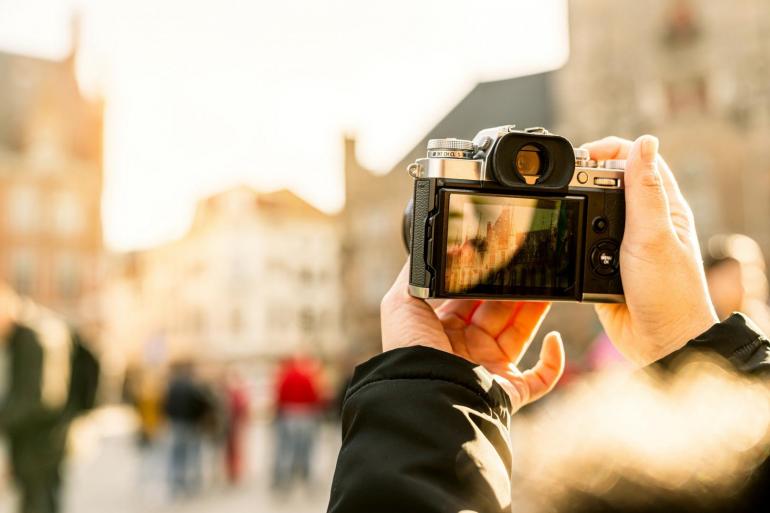 Eine kompakte Kamera erleichtert die Reisefotografie unheimlich.