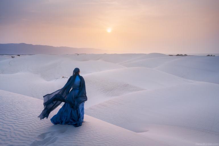 Sonnenuntergang in der Wüste Zahek.
