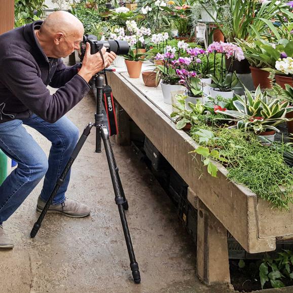Stativtest im Nahbereich: Leser Helmut Ter hat das Benro u. a. in einer Orchideen-Gärtnerei getestet.