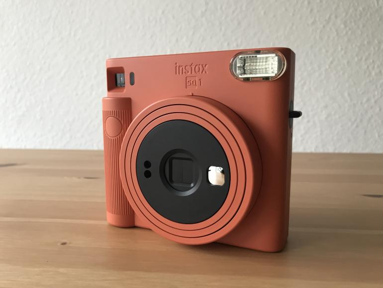 Fujifilm instax SQUARE SQ1