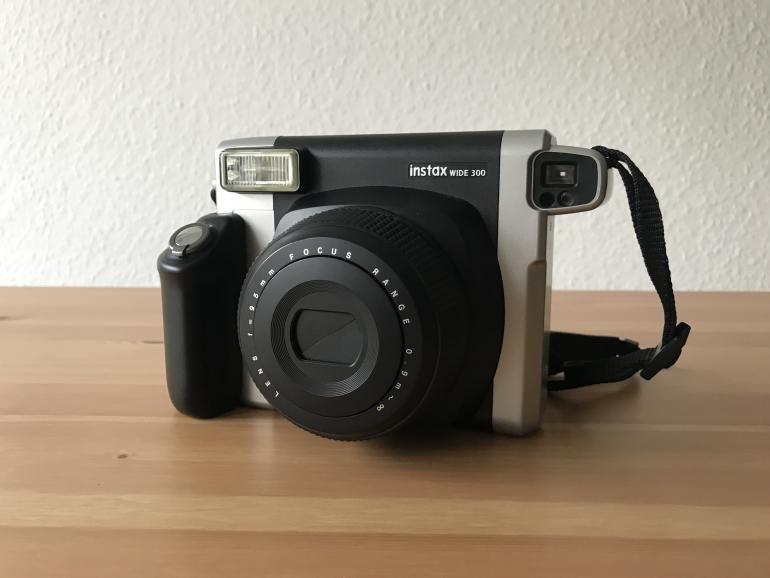 Fujifilm instax WIDE 300