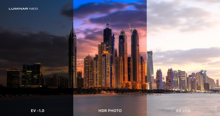 Dubai Marina Skyline bei Nacht