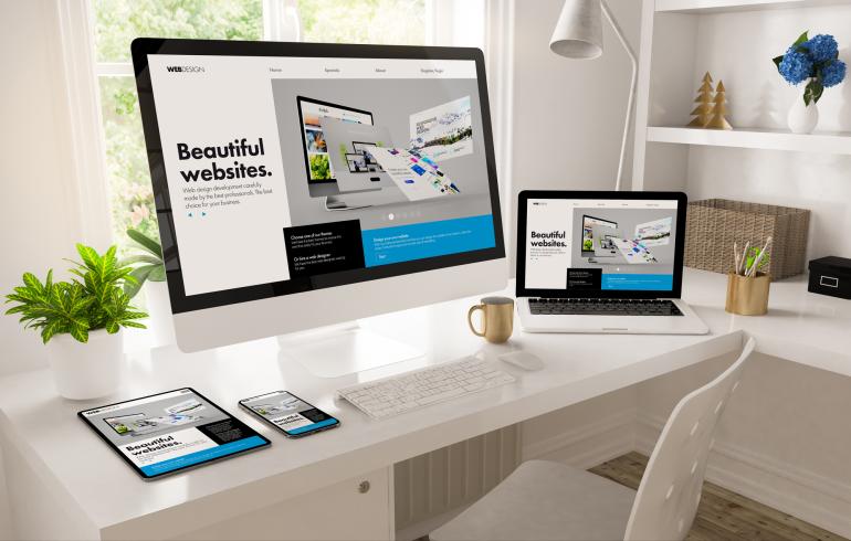 Wer sein Online-Portfolio möglichst einfach gestalten möchte, greift auf einen Website-Baukasten zurück. Wir haben 11 Anbieter solcher Lösungen verglichen und darauf besonders auf Tauglichkeit für Fotograf*innen geachtet.