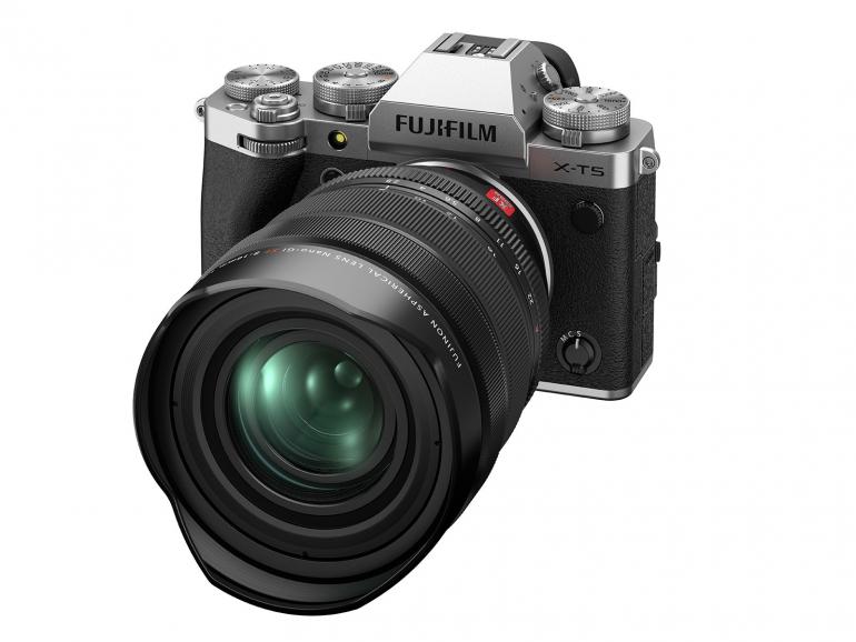 Die Bedienelemente der neuen X-T5 sind bereits von den Vorgängermodellen bekannt. Hier hat Fujifilm keine Neuheiten eingeführt.