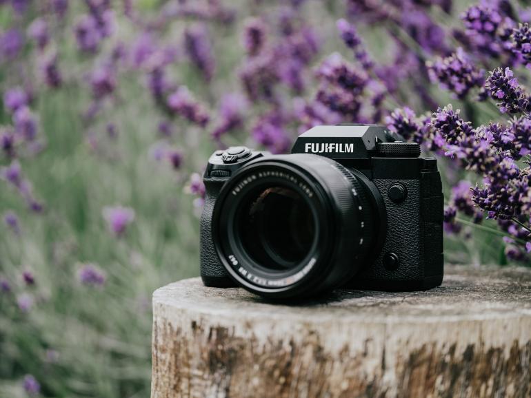 Mit einer Auflösung von 39,8 Megapixeln ist die Fujifilm X-H2 prädestiniert für hochauflösende Landschafts- und Makroaufnahmen.