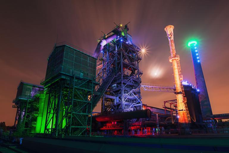 Schauplatz der Photo+Adventure: Im Landschaftspark Duisburg-Nord verbinden sich Industriekultur, Natur und ein faszinierendes Lichtspektakel zu einer einmaligen Parklandschaft.