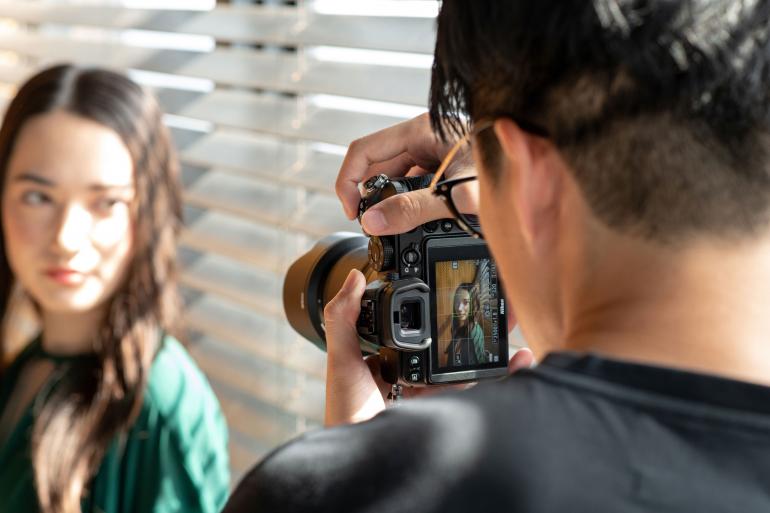 Auch eine kompakte Vollformatkamera wie die Nikon Z5 eignet sich als handliche Kamera für den Urlaub – und ist gleichzeitig dank ihrer flexiblen Schärfentiefe perfekt für viele Motivsituationen.