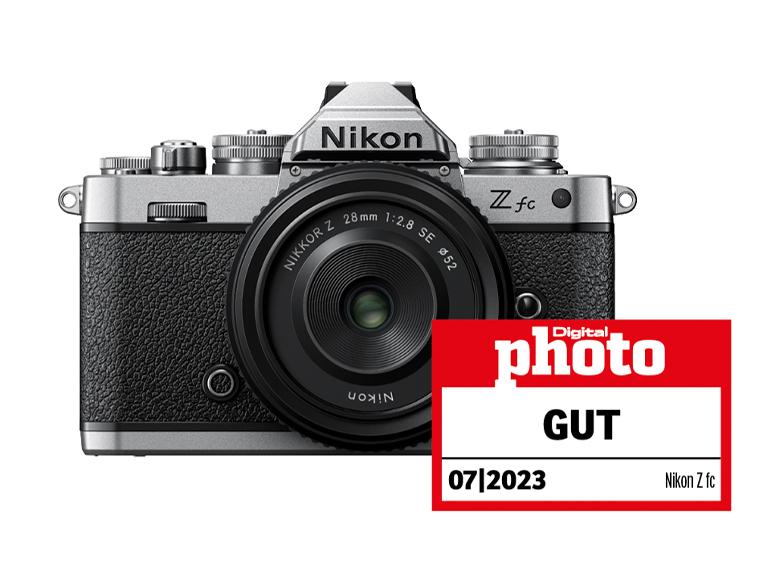 Nikon Z fc mit Testlogo