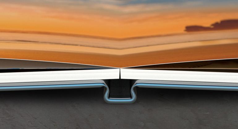 Lay-Flat-Bindung: Wer Aufnahmen über zwei Seiten hinweg ganzflächig präsentieren möchte, entscheidet sich am besten für Fotopapier – durch die sogenannte Lay-Flat-Bindung, die hierbei zum Einsatz kommt, kommen großformatige Bilder besonders gut zur Geltung.