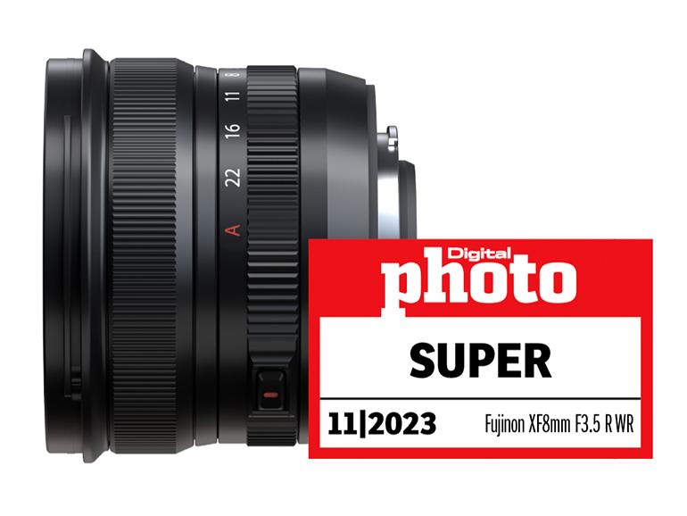 Fujinon XF8mm F3.5 R WR mit Testlogo