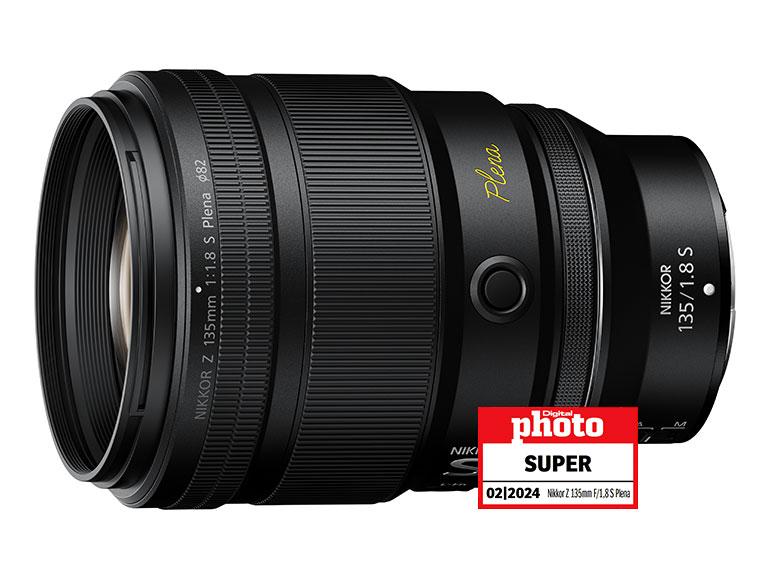 Nikkor Z 135mm F/1,8 S Plena mit Testlogo