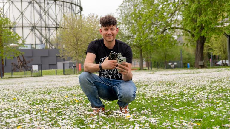 Smartphones zum Kamerapreis? Tatsächlich liegen alle Kandidaten preislich auf dem Niveau einer sehr guten Systemkamera mit Standardobjektiv.