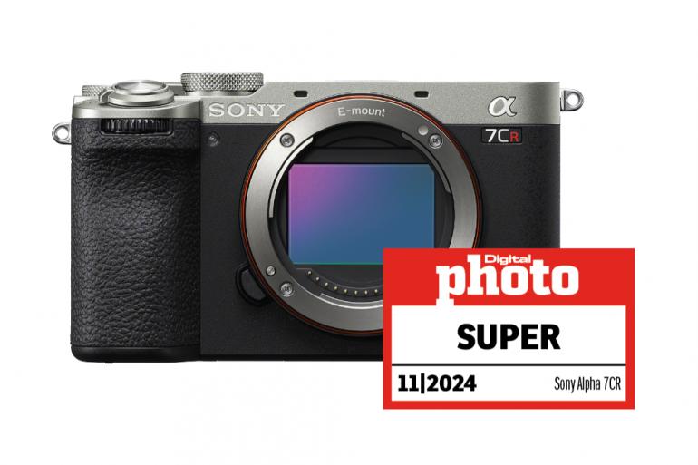 Sony Alpha 7CR mit Testlogo