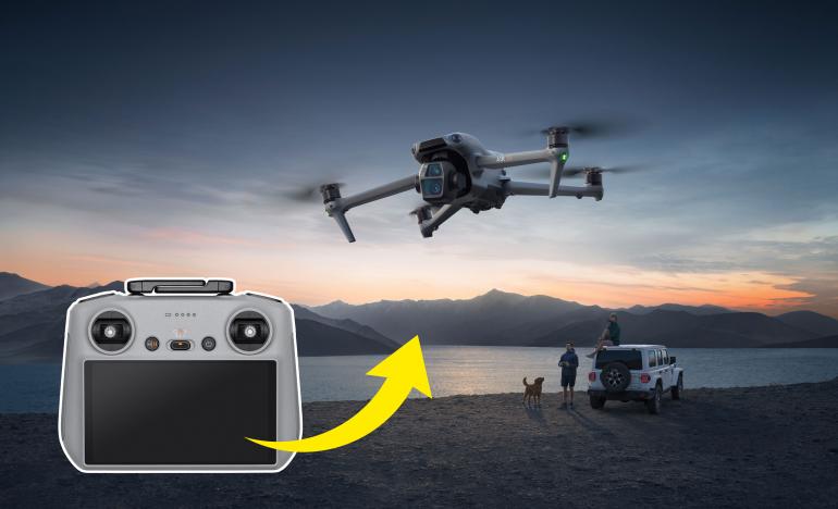 Komfortabel fliegt es sich mit integriertem Display, das gibt’s aber nur im großen Paket für 1699 Euro. Im Basismodell für 1099 und Como-Kit für 1399 Euro muss das Smartphone als Display-Ersatz herhalten.