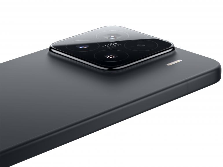 Das Herzstück des Kamerasystems bildet die 23mm Leica Hauptkamera mit 1-Zoll-Sensor mit 50MP Sony LYT 900 Bildsensor.