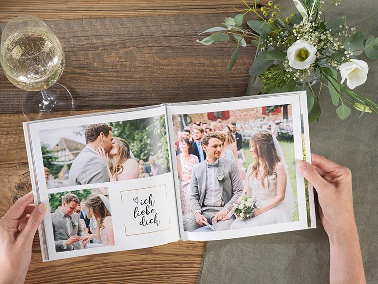 Passende Vorlagen: Bei allen Anbietern finden Sie passende Design-Vorlagen für Hochzeits-Fotobücher. So können Sie mit vergleichsweise wenig Aufwand innerhalb kürzester Zeit ein ansprechendes Fotobuch erstellen.
