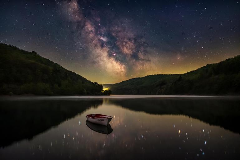 Nikon D750 | Sigma 24mm f1.4 Art | 24 mm | 6 s | F/1.4 | ISO 6400