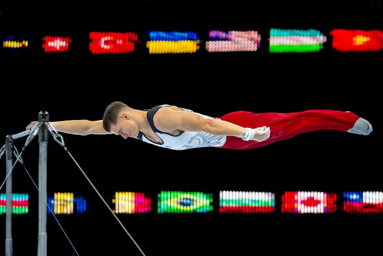 Between the lines (Kategorie: Sports &amp; Action)