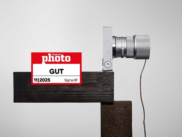 Die neue Sigma BF wurde für ihr außergewöhnliches Design mit dem begehrten TIPA-World- Award ausgezeichnet.