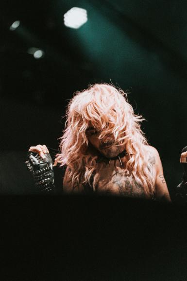 Die Band Tokio Hotel beim Cologne-Pride-Concert, aufgenommen im Jahr 2024.