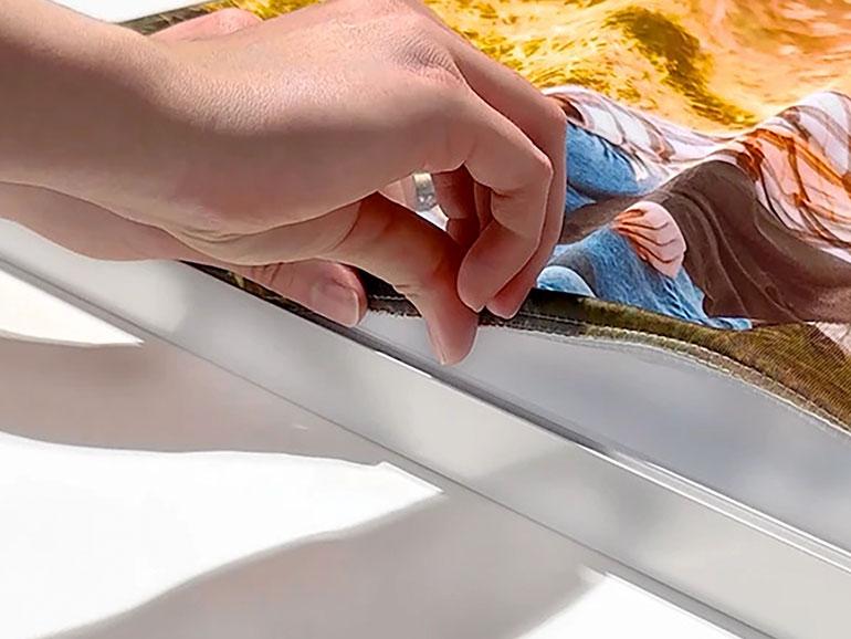 Bei den FlexiArts von Meinfoto.de können Sie das Foto ganz einfach austauschen.