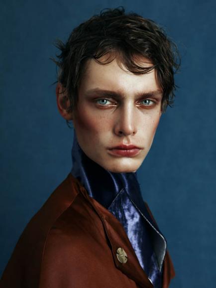 Mitunter arbeitet Kiki Xue mit Kunstlicht – sein malerischer Look bleibt dennoch unverkennbar.