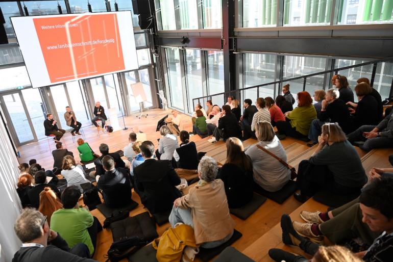 Fachlicher Austausch auf Augenhöhe: In den PICTAtalks werden aktuelle Themen wie KI-Lizenzierung und faire Vergütungsmodelle diskutiert.