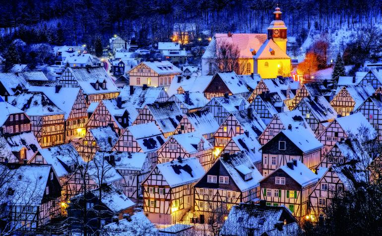 Canon EOS 6D mit EF 24–105 mm 83 mm (KB) | f/11 | 30 Sek. | ISO 100