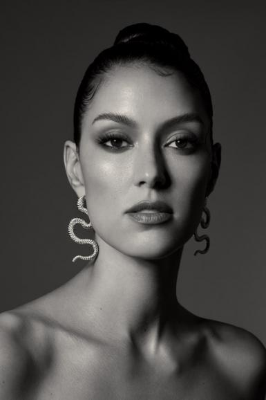 Auch klassische Schwarzweiß-Porträts finden sich im Portfolio der Fotografin.