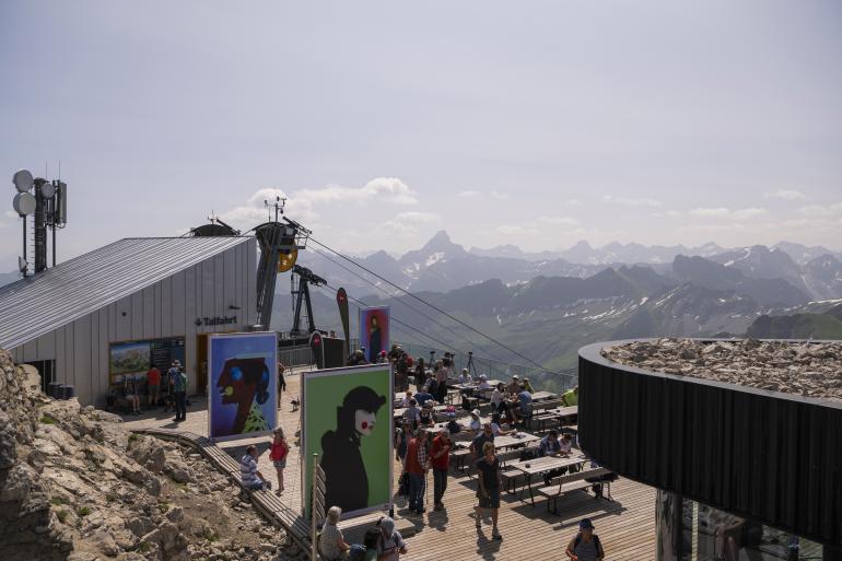 Beim Fotogipfel Oberstdorf treffen spektakuläre Alpenkulissen auf moderne Fotokunst und innovative Kameratechnik.