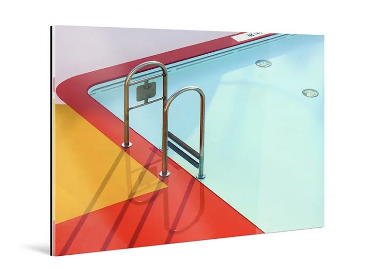 Fotos mit knalligen Farben kommen bei Fine-Art-Wandbildern hinter Acryl, wie hier von WhiteWall, sehr gut zur Geltung.
