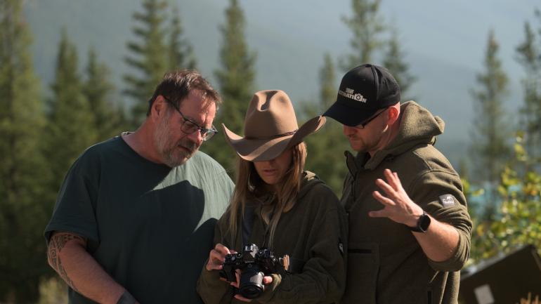 Fotografie ist Teamarbeit: Bei „Destination Kanada“ gehören der Austausch über Motive, Kameraeinstellungen und Bildgestaltung ebenso zur Reise wie das Fotografieren selbst.