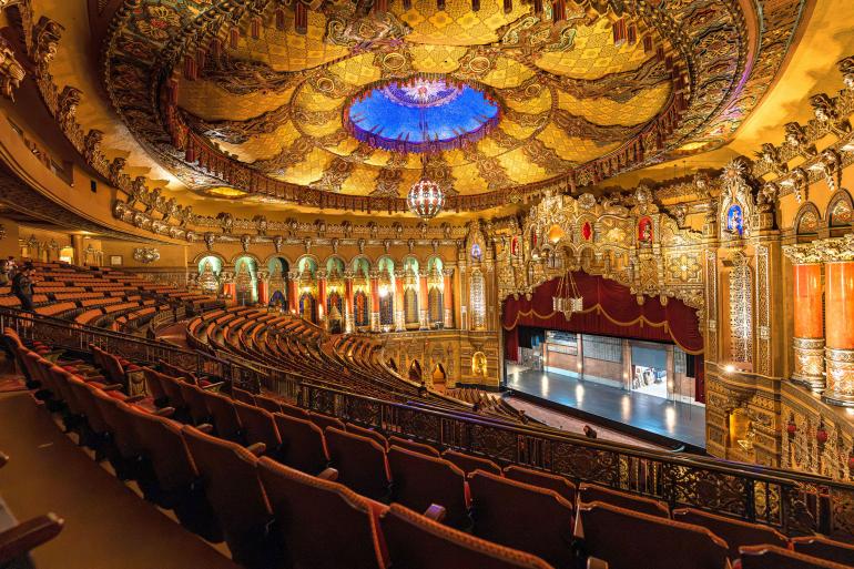 Prunkvolle Architektur im Fox Theatre in Detroit.