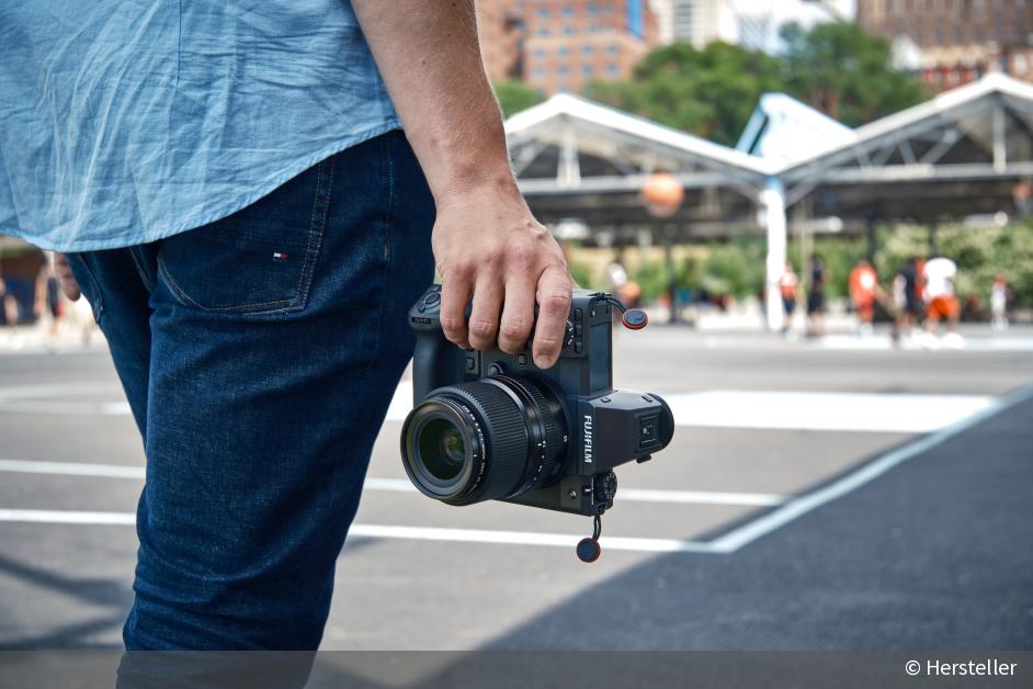 Neu: Fujifilm GFX100 II mit 102-Megapixel-Sensor & 8K-Video