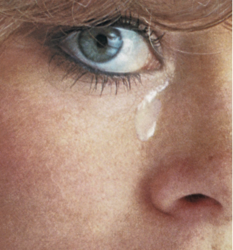 Anne Collier; Courtesy of the artist